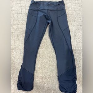 Lululemon navy blue size 4 legging
